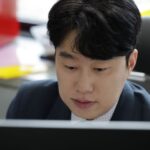 연예인사건자문변호사가 실제 사건에서 치명적인 법적 리스크를 어떻게 방어했는지 성공 사례와 함께 설명합니다. 명예훼손, 사이버 범죄, 성범죄 관련 법적 성립요건과 단계별 대응 전략을 실무 관점에서 정리했습니다.